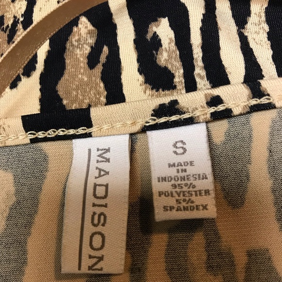 Madison Animal Print Cowl neck Top. Size S - Picture 6 of 6